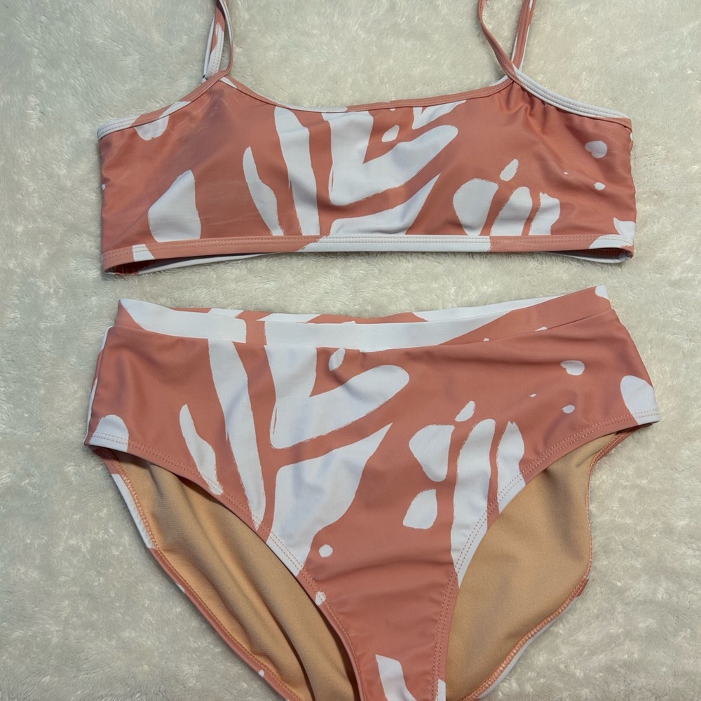 Women's Pink and White Swim Set